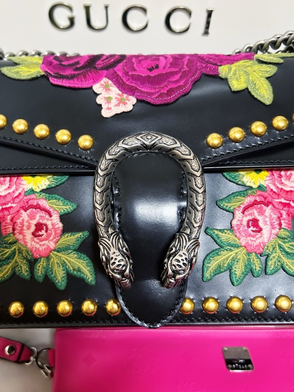 Authentic Gucci Limited Edition Blind For Love Dionysus Bag - Picture 4 of 14